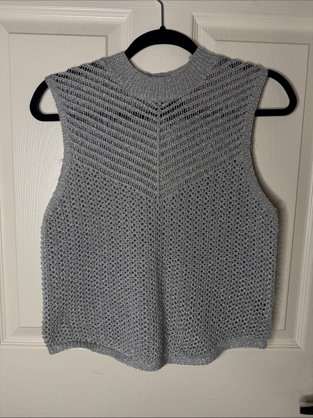 Sleeveless Metallic Knit Tank Top — Light Gray